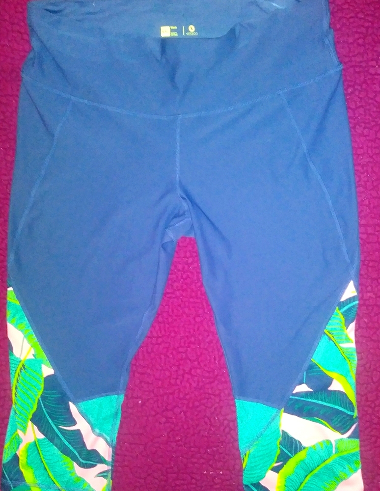 XERSION workout leggings